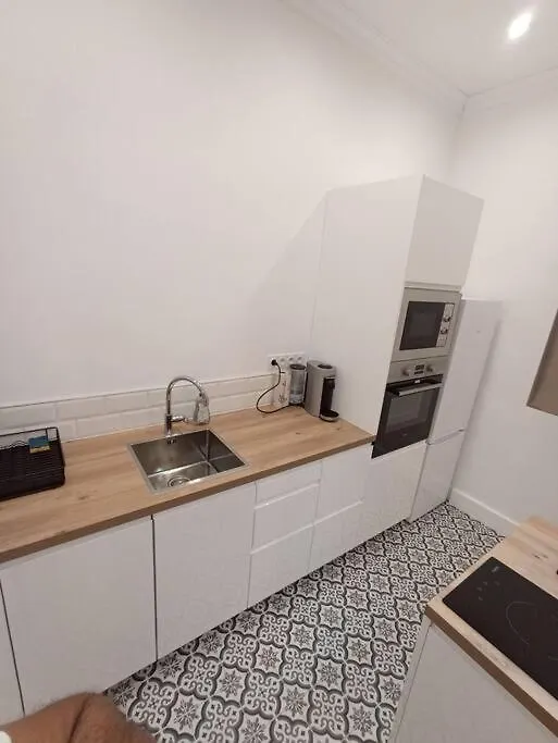 Appartement Proche Gare Part-Dieu Лион