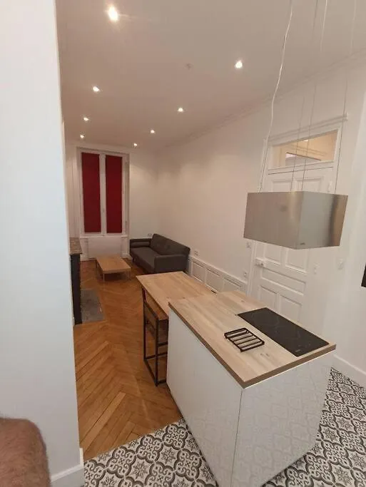 Appartement Proche Gare Part-Dieu Лион 0*,  Франция